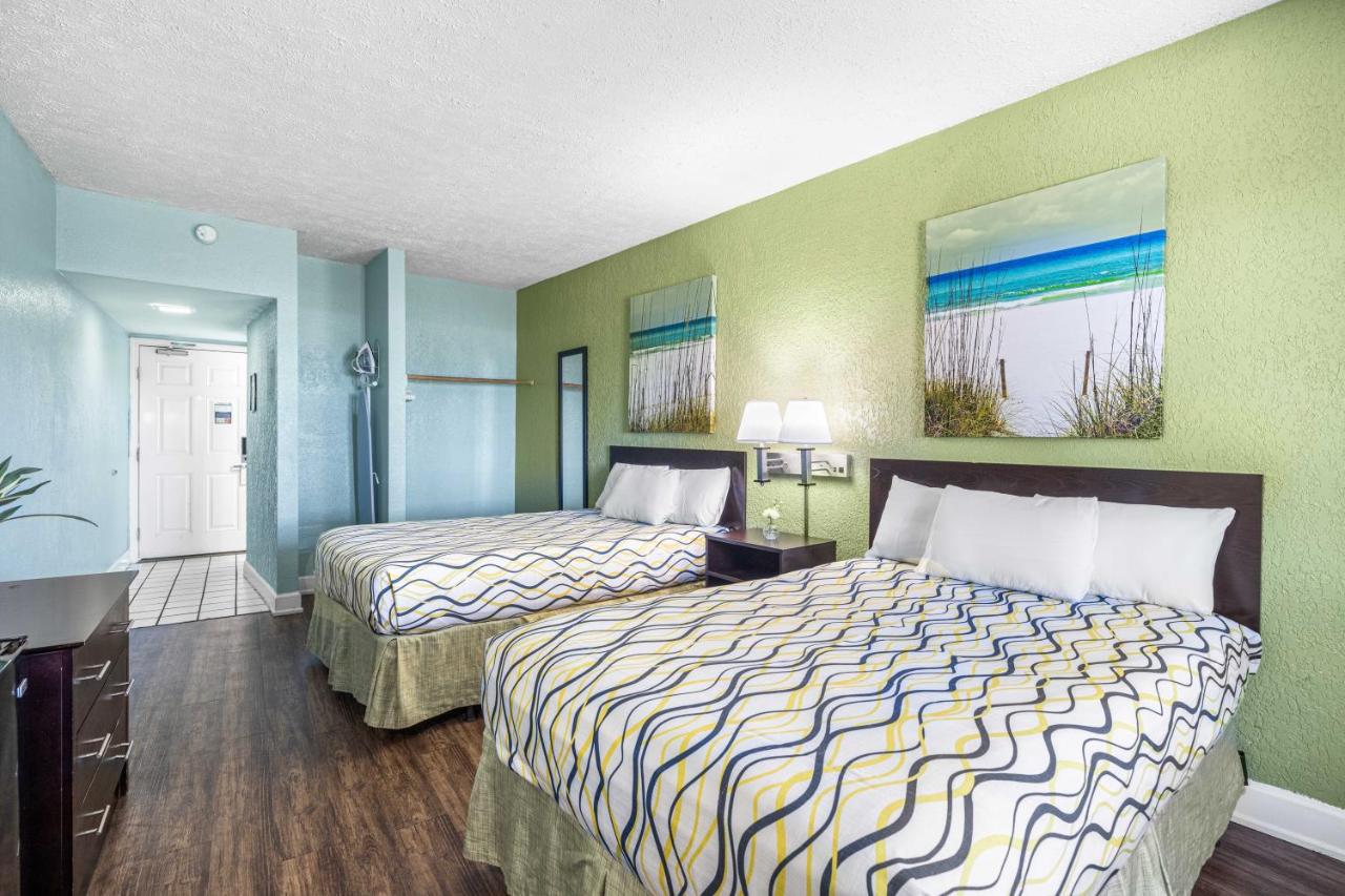 Standard Double Room with Patio - Gulf Side at Boardwalk Beach Hotel