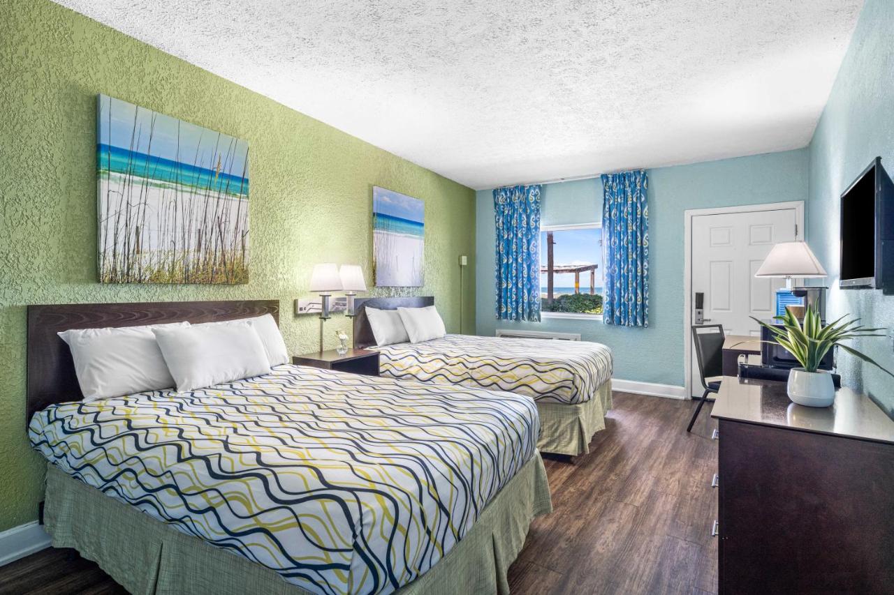 Standard Double Room with Patio - Gulf Side at Boardwalk Beach Hotel