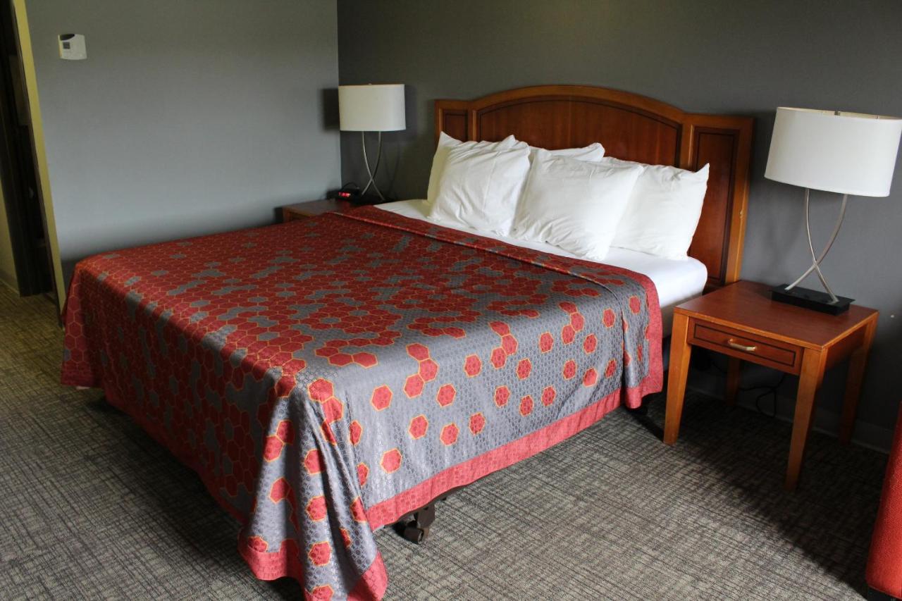 | American Inn and Suites Ionia