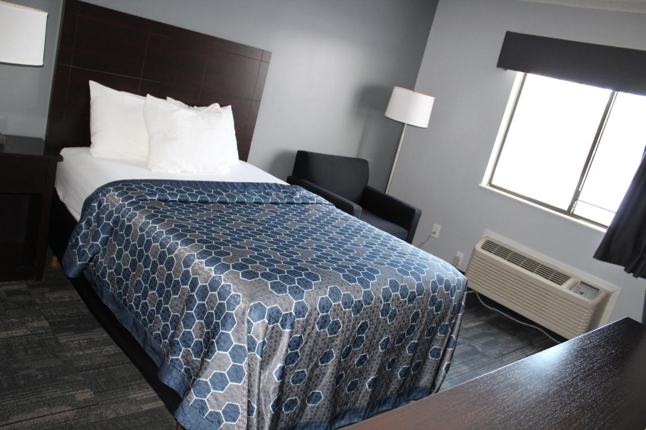Double Room with Two Double Beds at American Inn and Suites Ionia