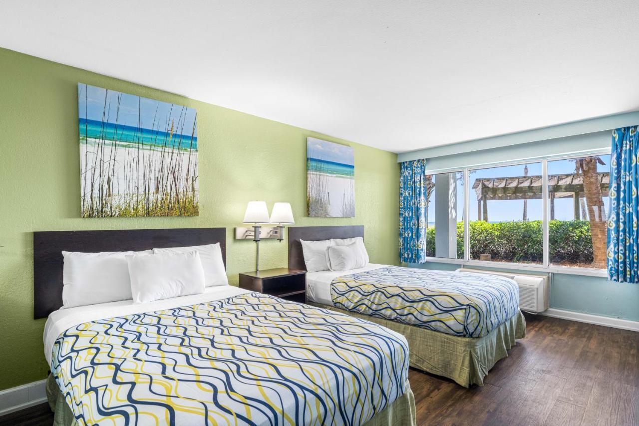 Standard Double Room with Balcony - Gulf Side at Boardwalk Beach Hotel
