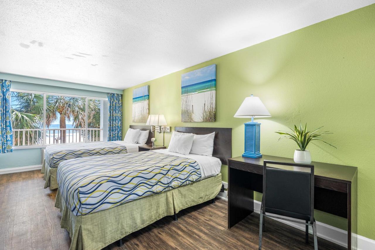 Double Room with Futon Bed - Gulf Side at Boardwalk Beach Hotel