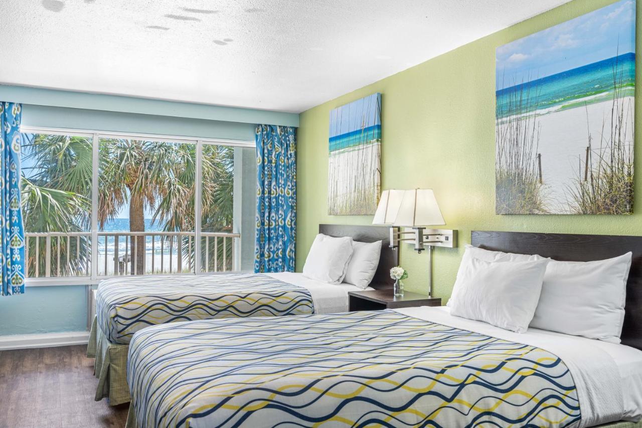 Double Room with Futon Bed - Gulf Side at Boardwalk Beach Hotel