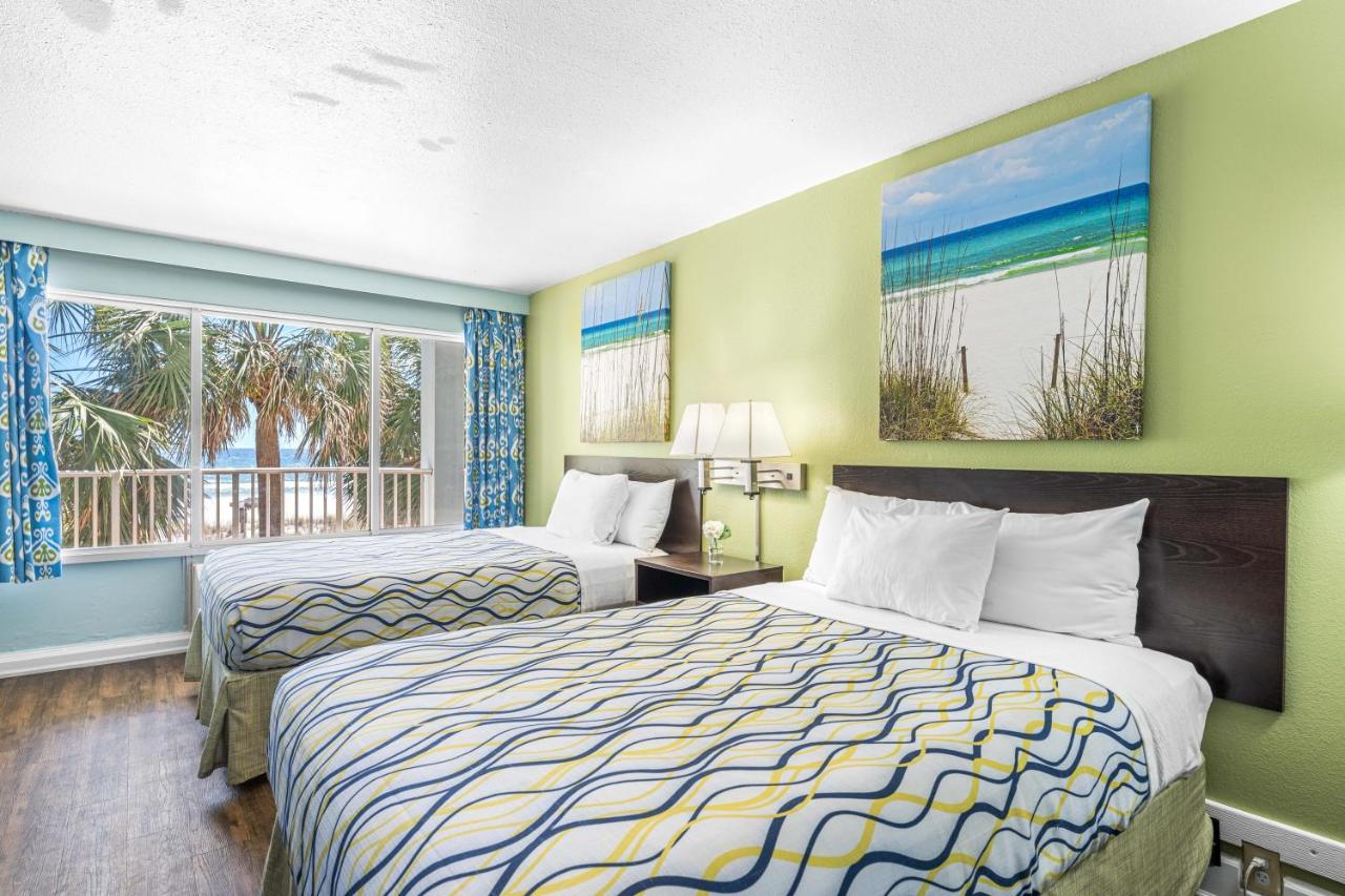 Double Room with Futon Bed - Gulf Side at Boardwalk Beach Hotel