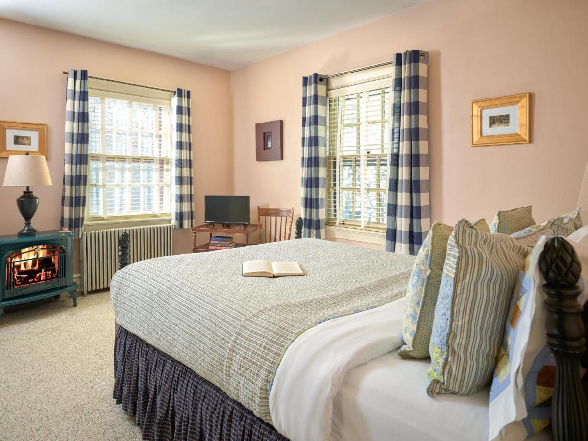 | The Lancaster Bed and Breakfast