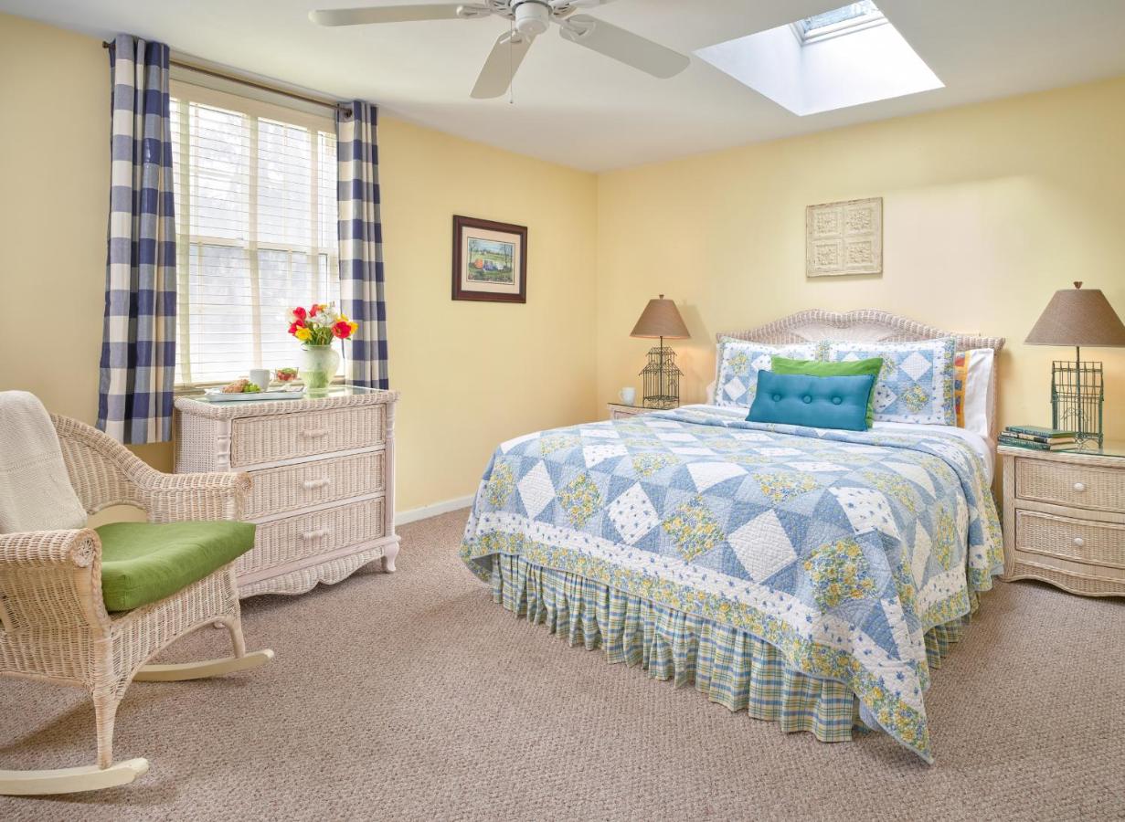 | The Lancaster Bed and Breakfast