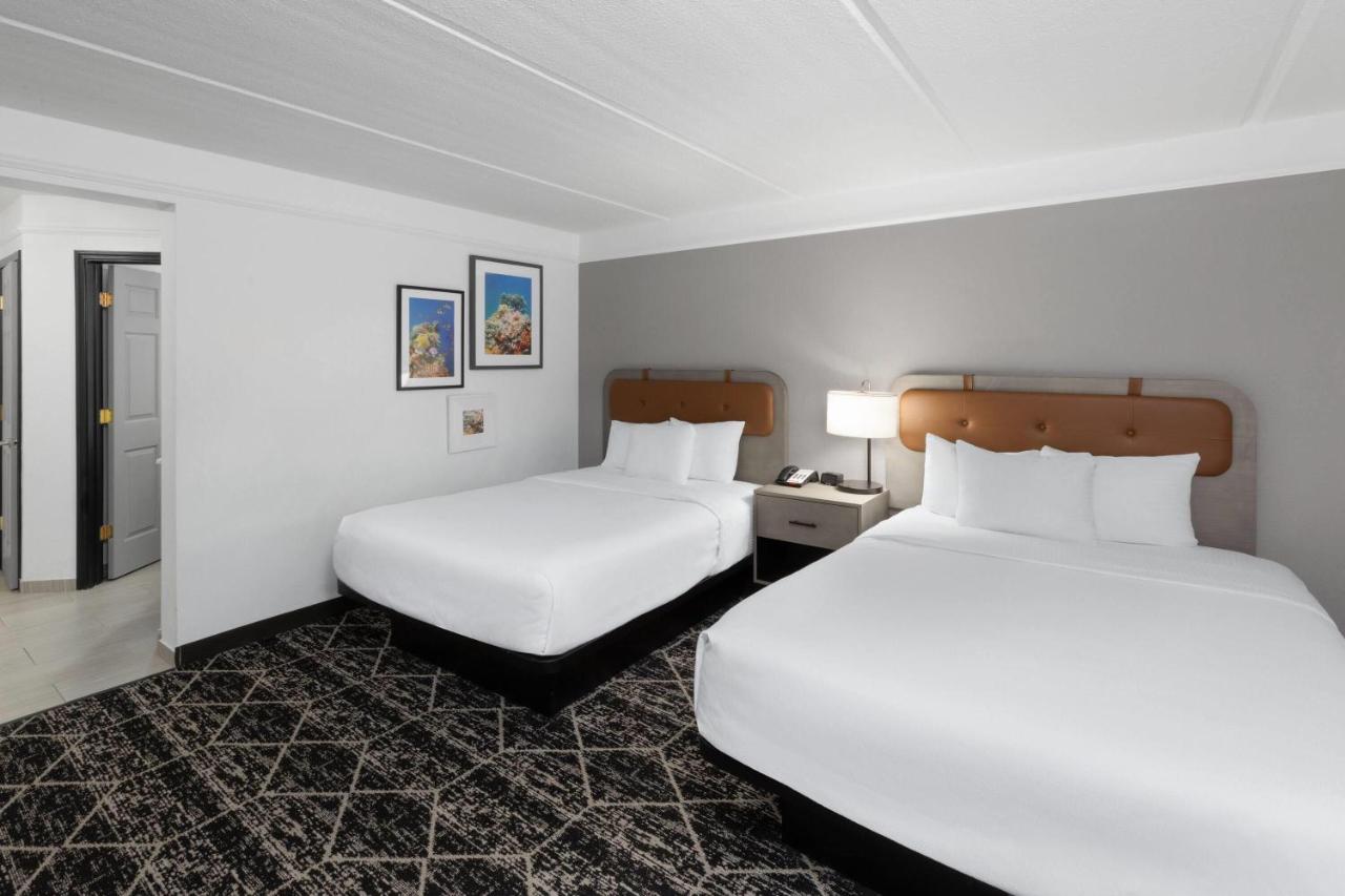Double Room with Two Double Beds at La Quinta Inn & Suites by Wyndham Houston Bush IAH South