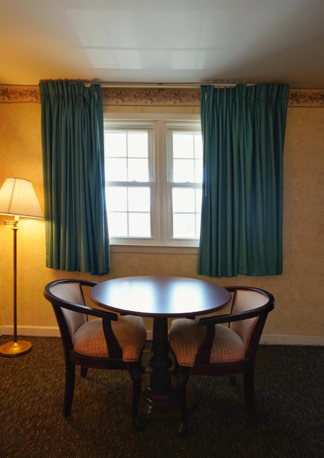 | Pilgrim Inn