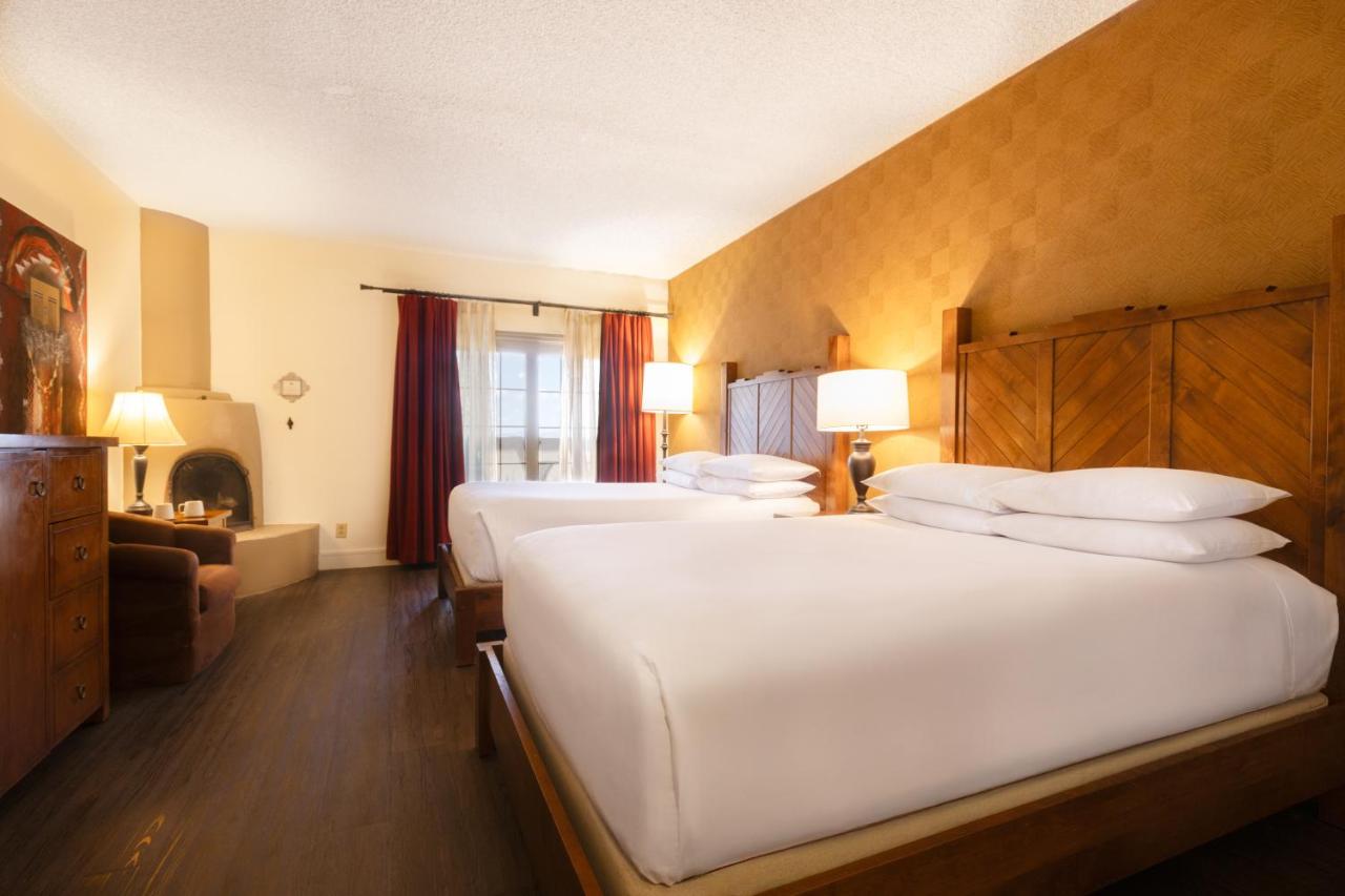 Deluxe Double Room with Fireplace at Eldorado Hotel & Spa