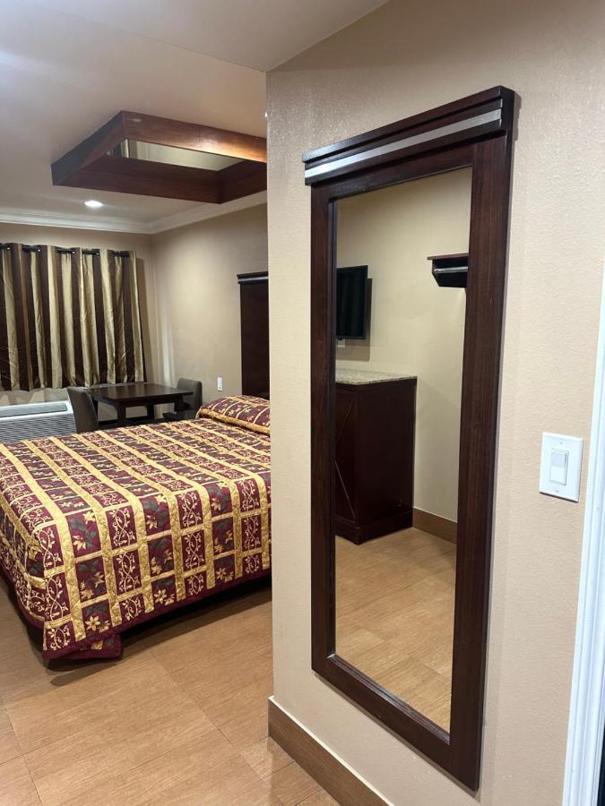 | Stardust inn