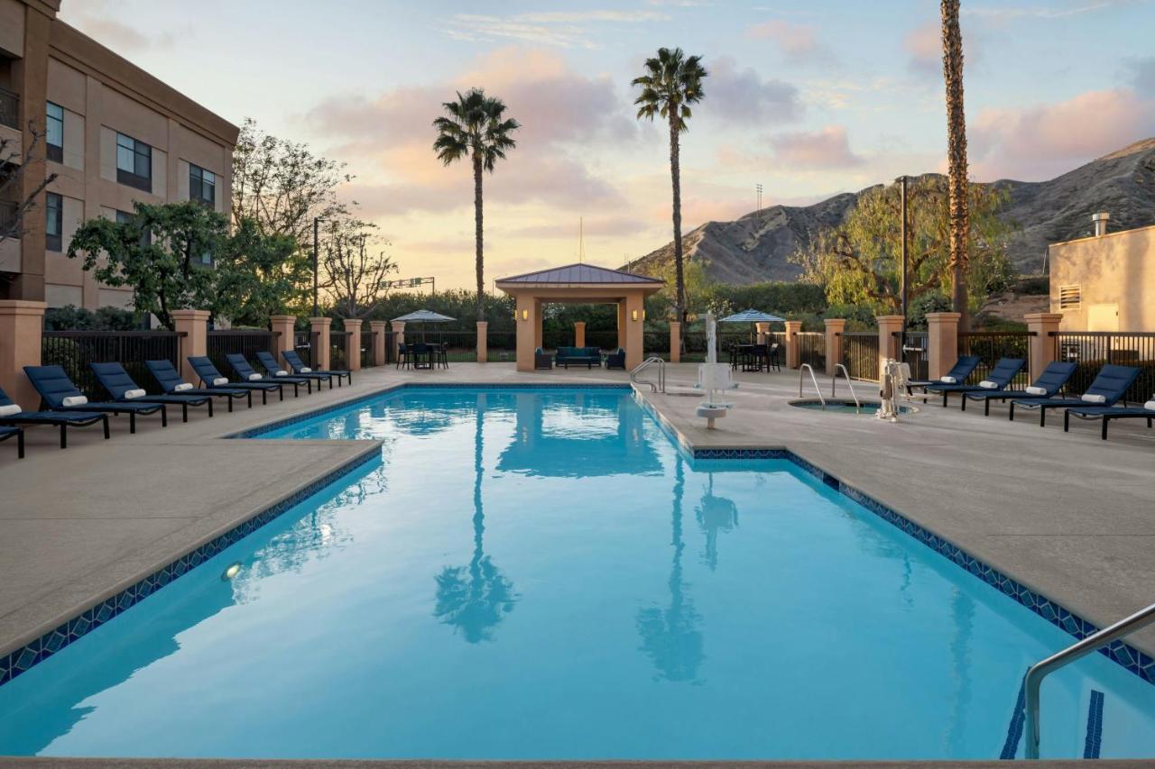| Courtyard by Marriott Santa Clarita Valencia
