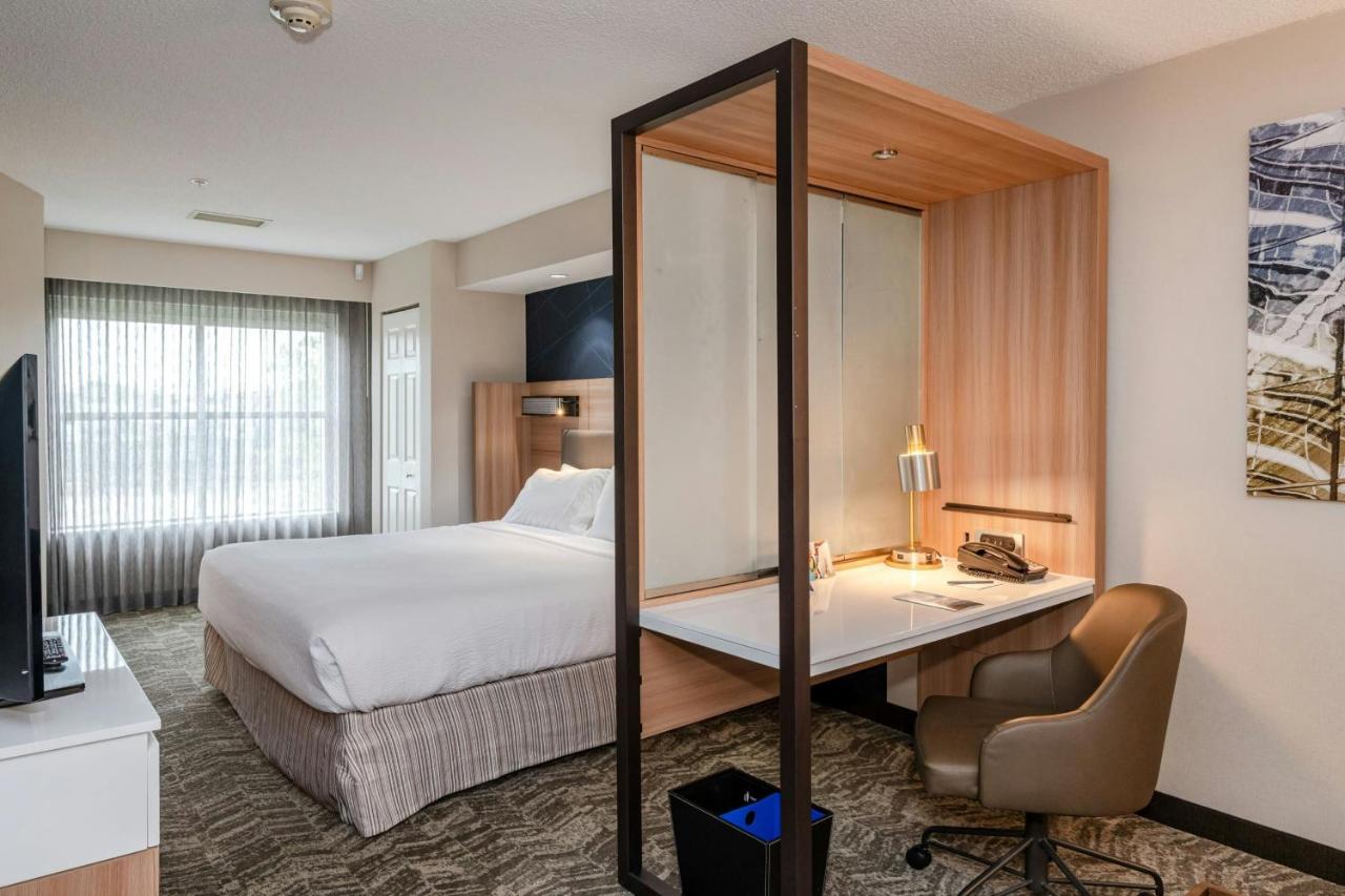 King Suite with Sofa Bed at SpringHill Suites by Marriott Dayton South/Miamisburg