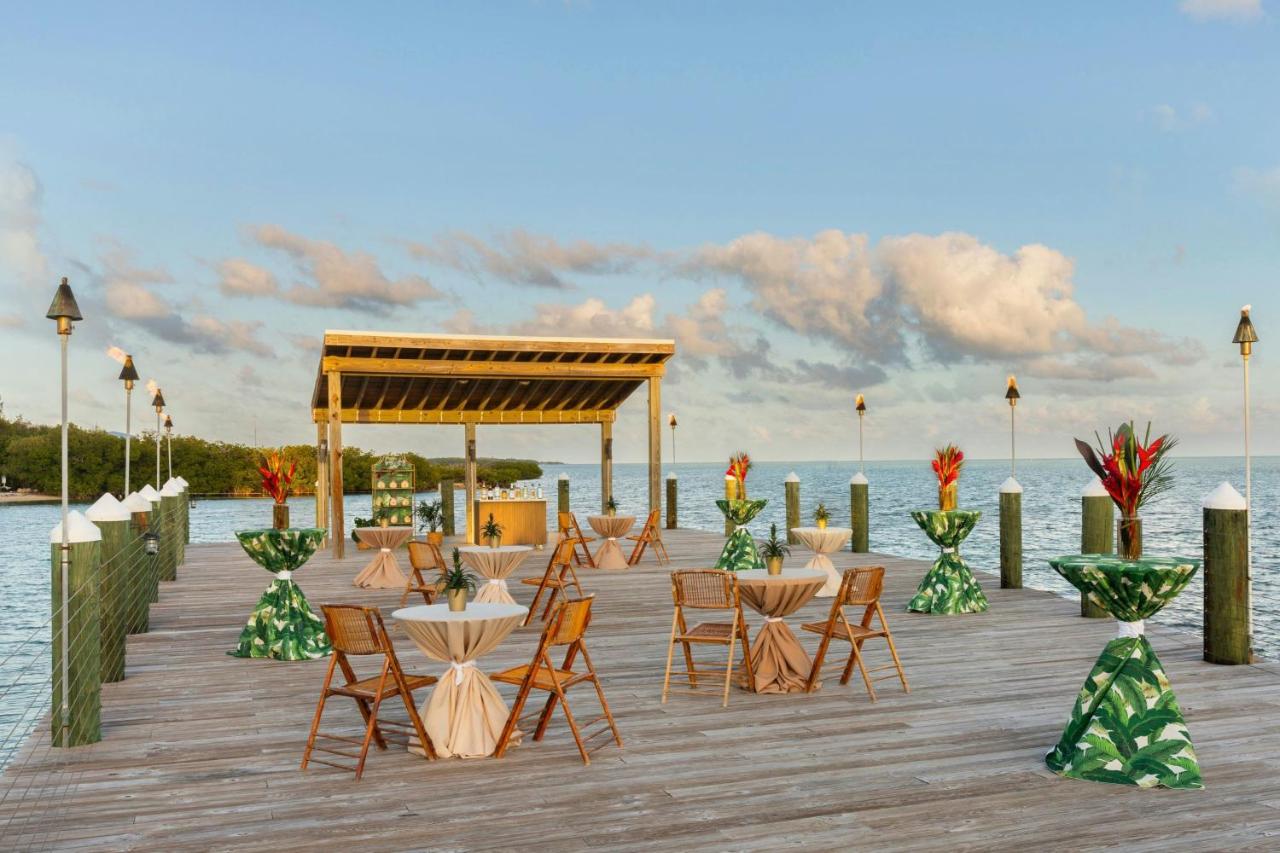 Postcard Inn Beach Resort & Marina