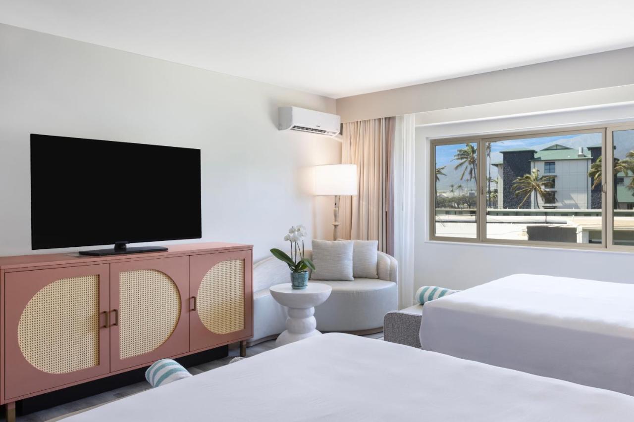 | Maui Seaside Hotel