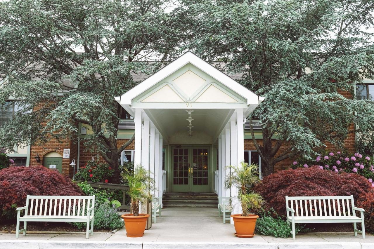 | Southampton Inn