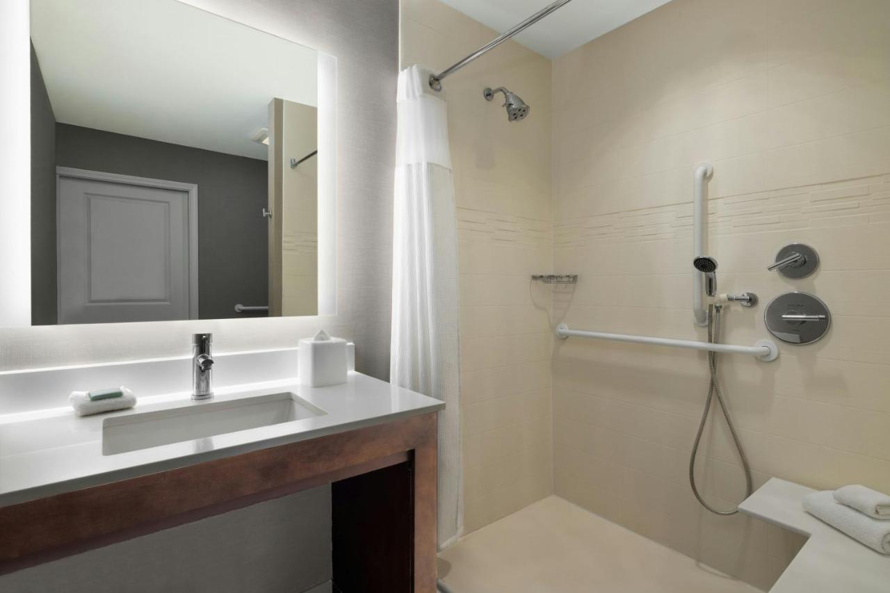 | Residence Inn Des Moines Downtown