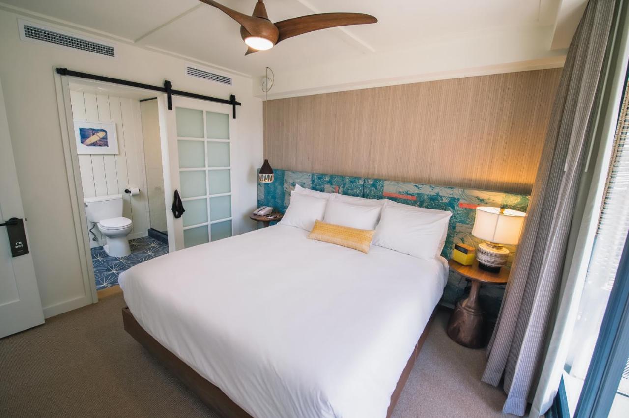 One-Bedroom Suite at The Surfjack Hotel & Swim Club