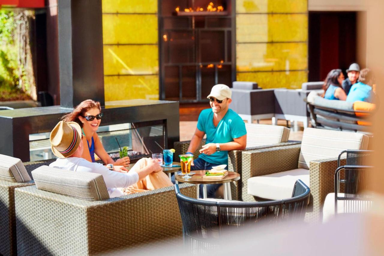 | Marriott Marina del Rey