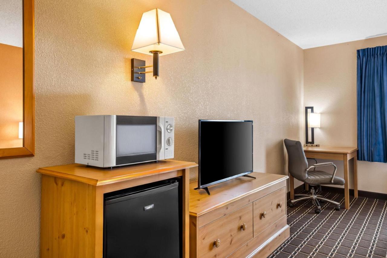 Queen Room with Two Queen Beds - Non-Smoking at Days Inn by Wyndham Black River Falls I-94 on ATV Trail