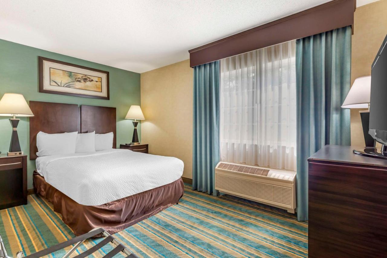 King Suite with Two Double Beds - Non-Smoking at Best Western Plus Berkshire Hills Inn & Suites