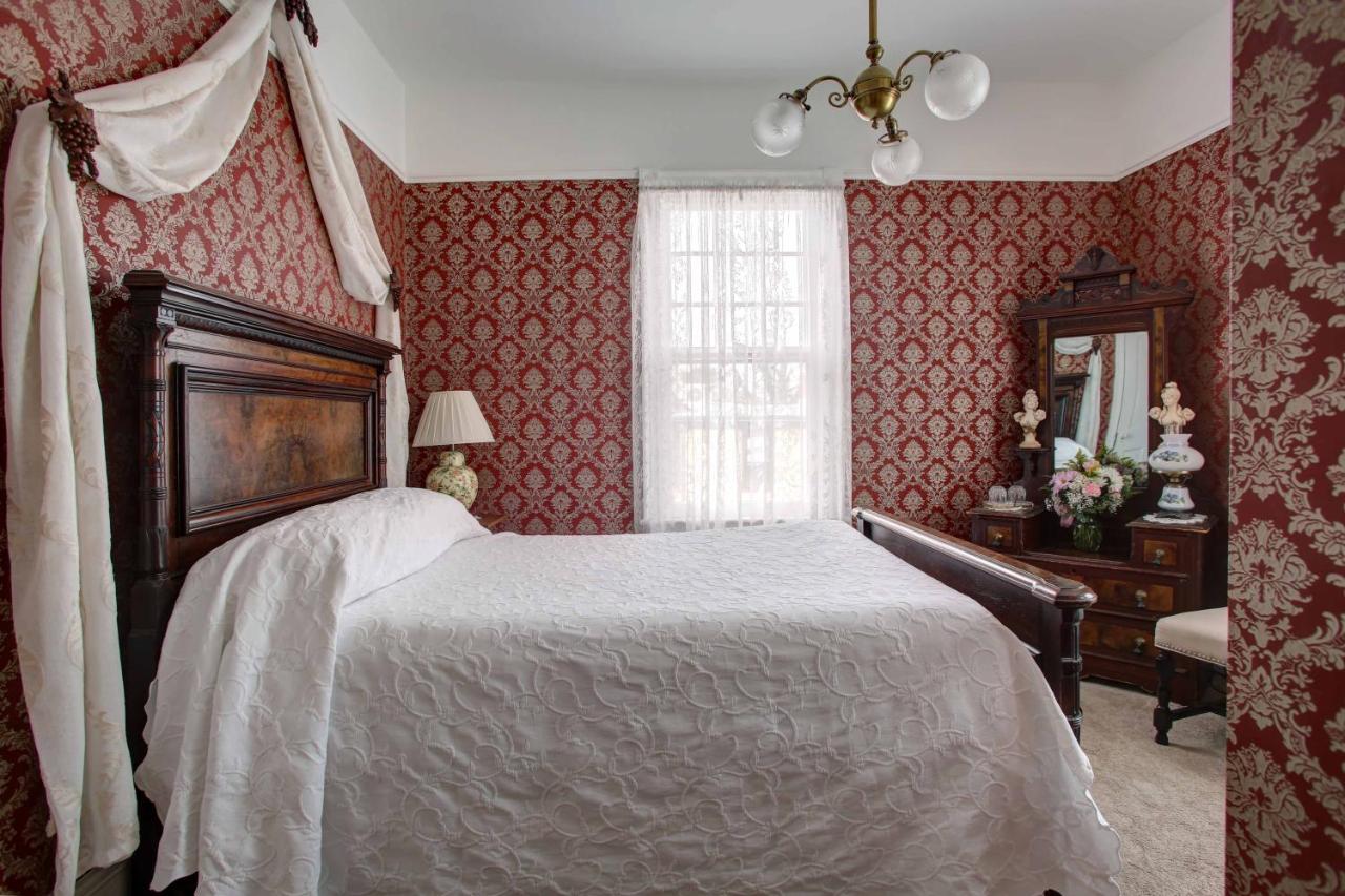  | Wilbraham Mansion
