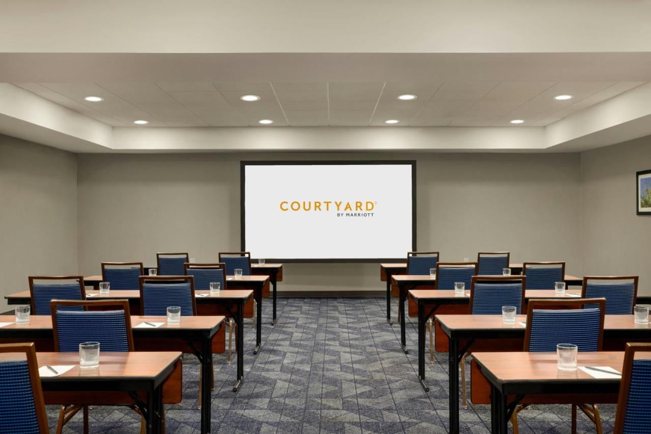 | Courtyard Greenville