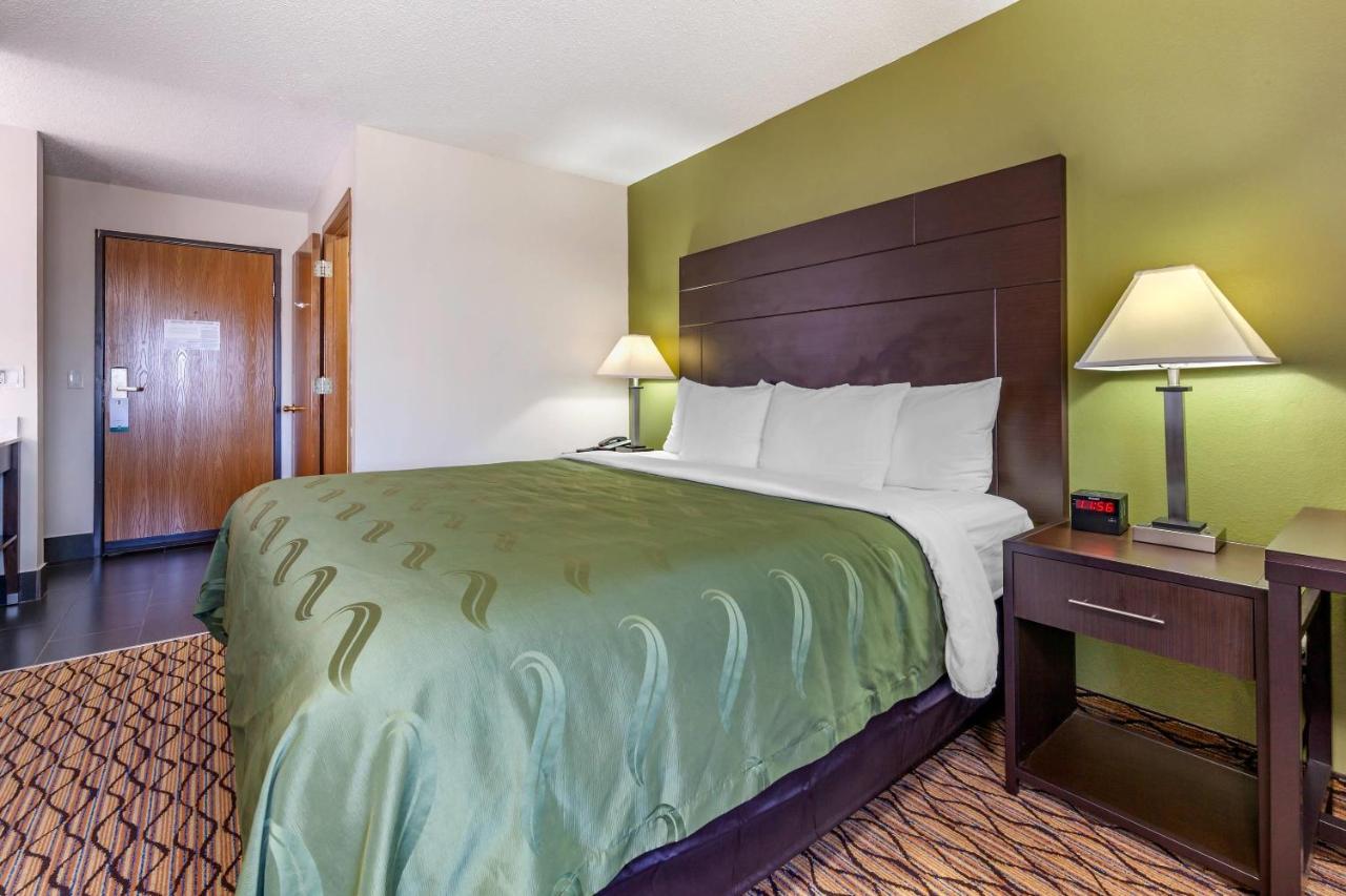 Standard King Room with Sofa Bed - Non-Smoking at Quality Inn New London