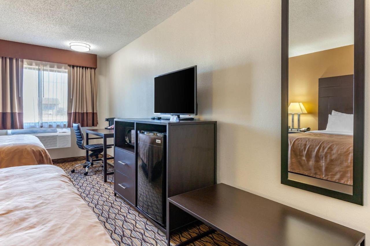 Standard Queen Room with Two Queen Beds - Non-Smoking at Quality Inn New London