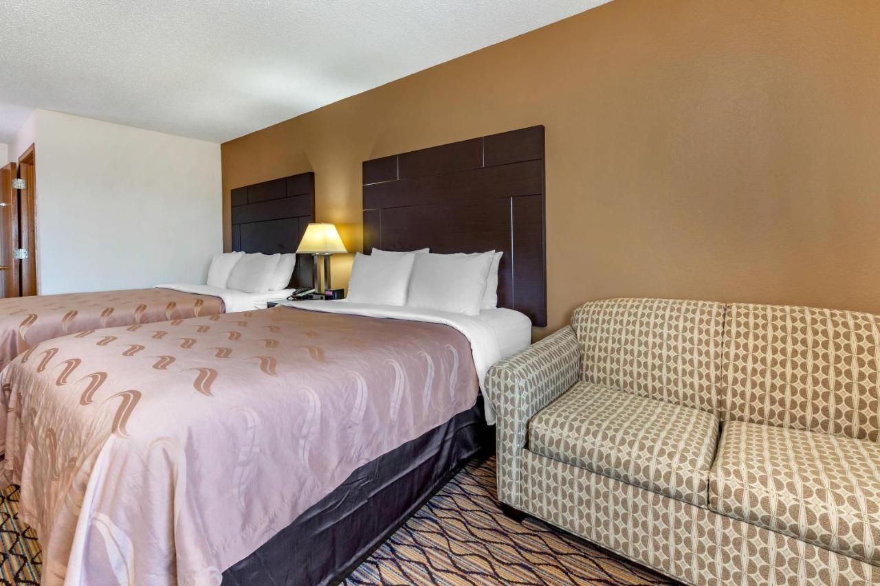 Queen Room with Two Queen Beds - Non-Smoking at Quality Inn New London