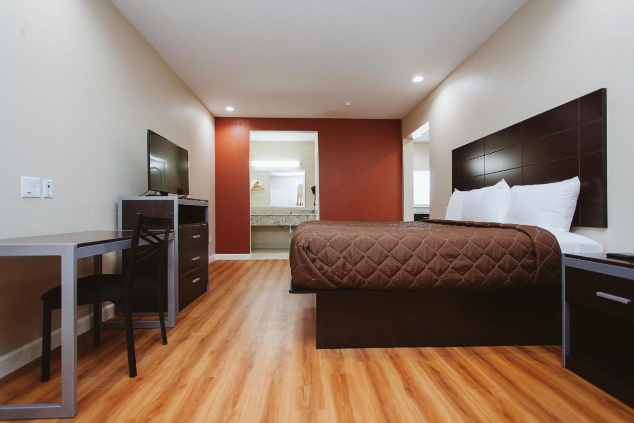 | Palace Inn Houston Northwest 290