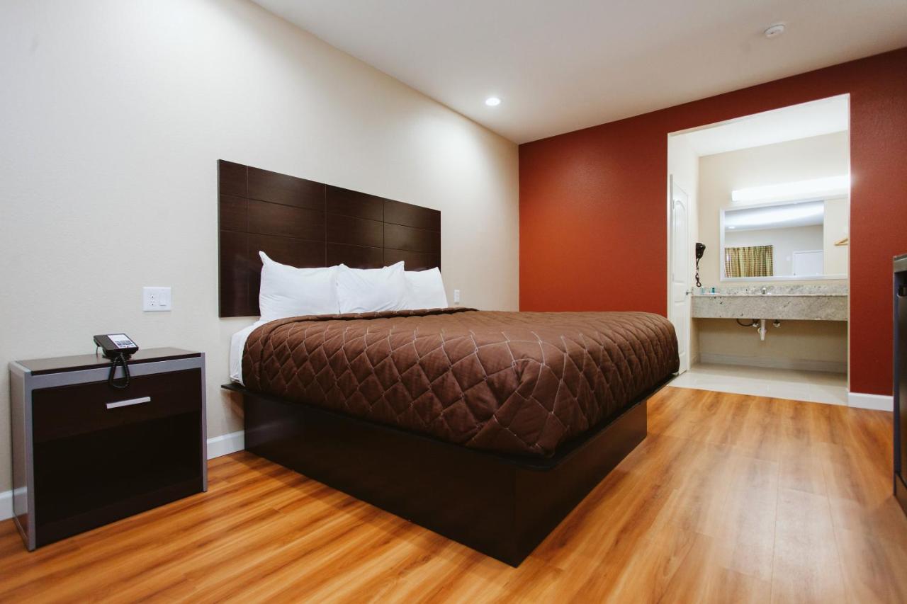 | Palace Inn Houston Northwest 290