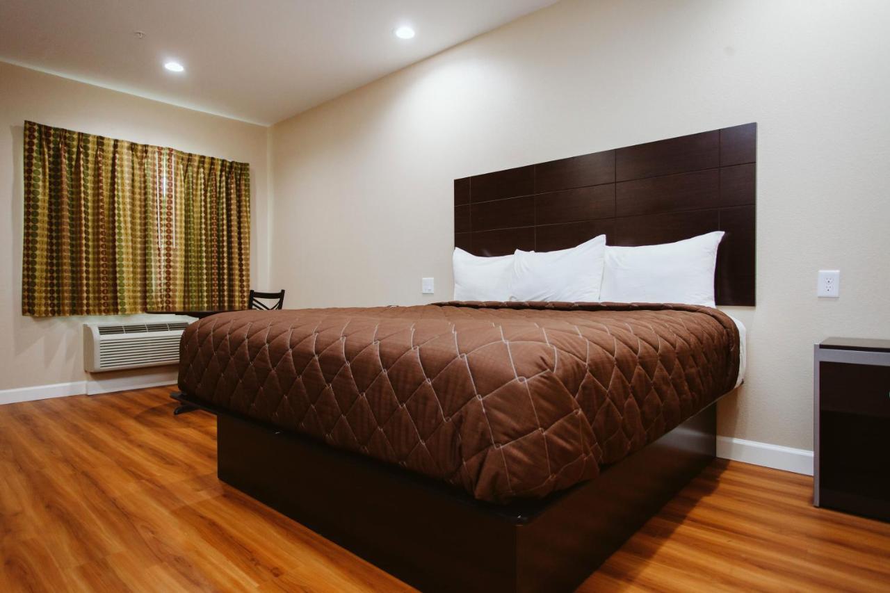| Palace Inn Houston Northwest 290