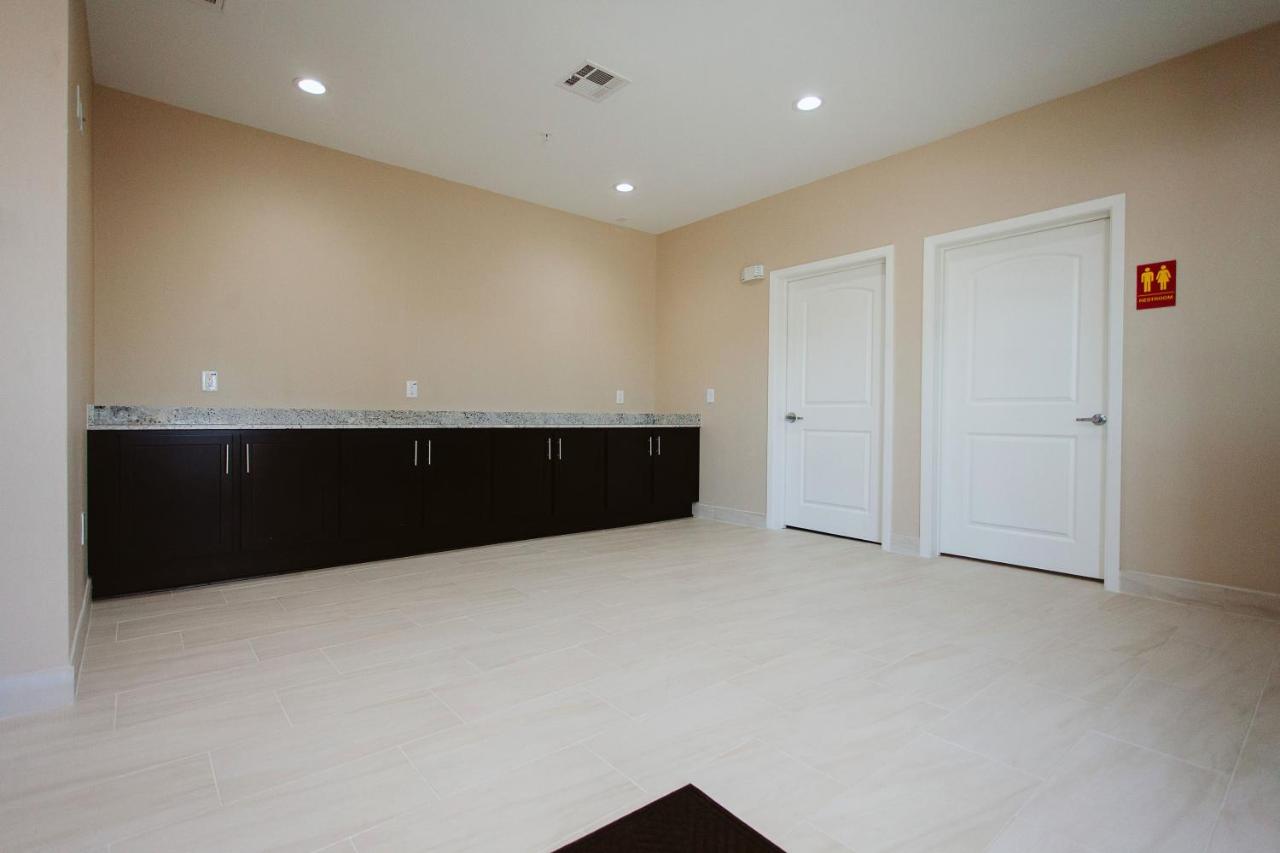 | Palace Inn Houston Northwest 290