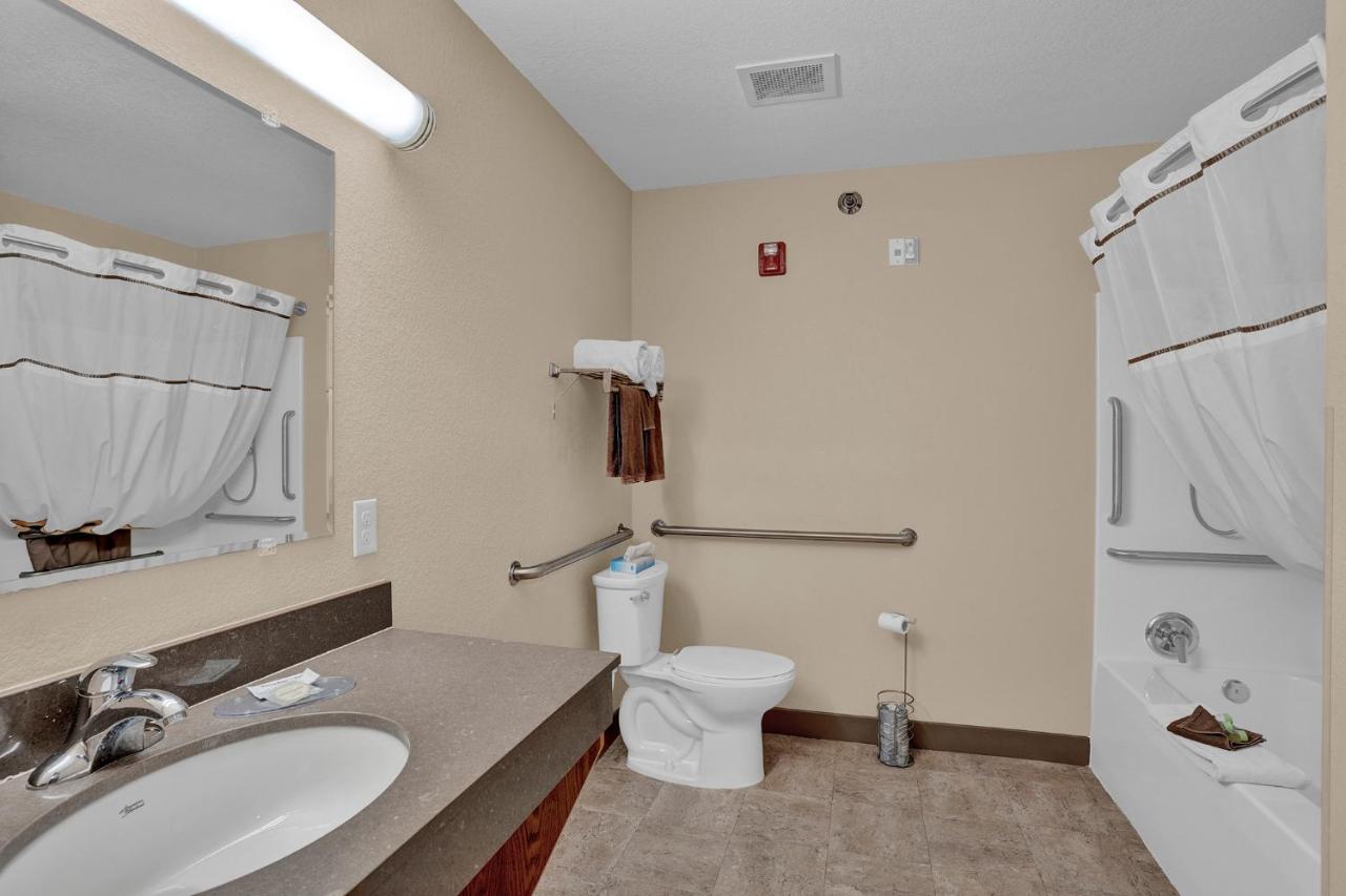 | Bowman Lodge & Convention Center