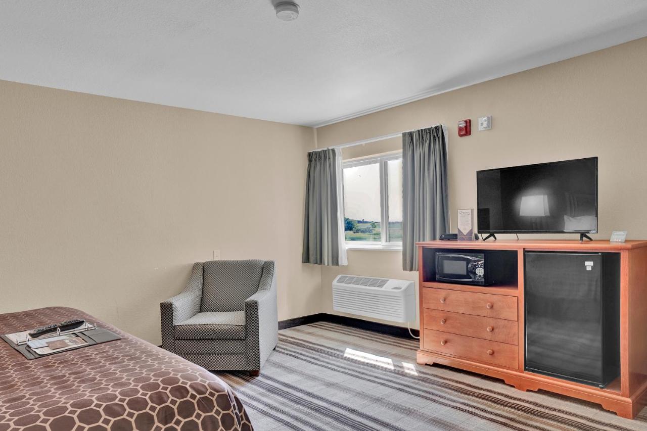 | Bowman Lodge & Convention Center