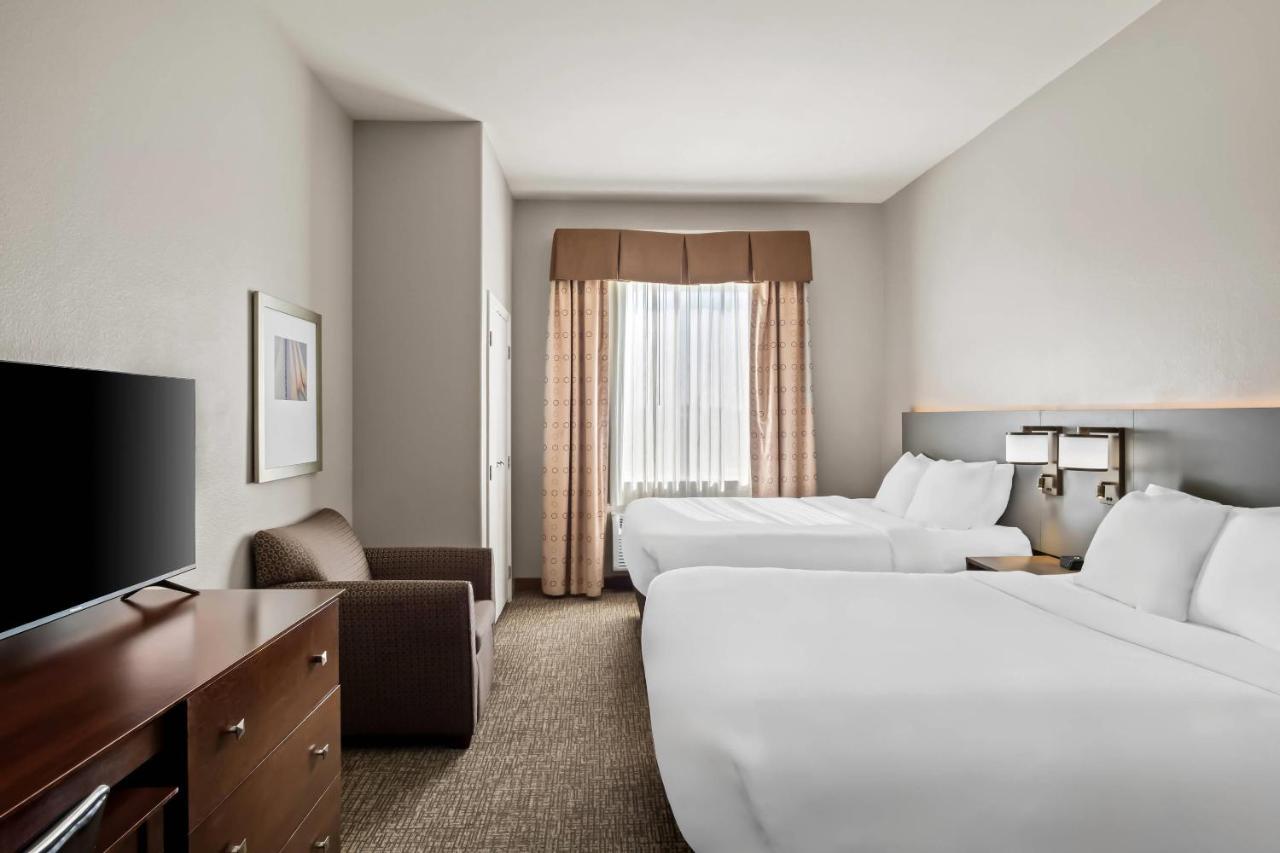 Queen Suite with Two Queen Beds - Non-Smoking at Comfort Suites Waxahachie - Dallas