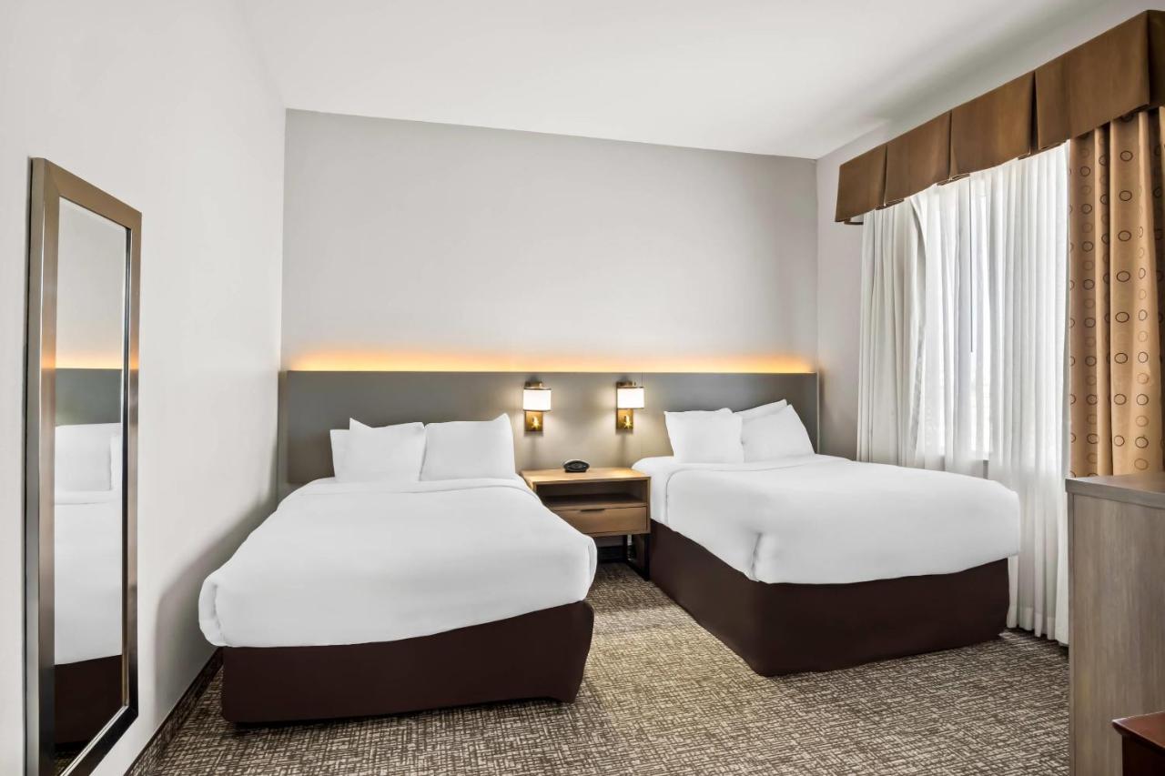 Suite with Two Double Beds - Accessible/Non-Smoking at Comfort Suites Waxahachie - Dallas