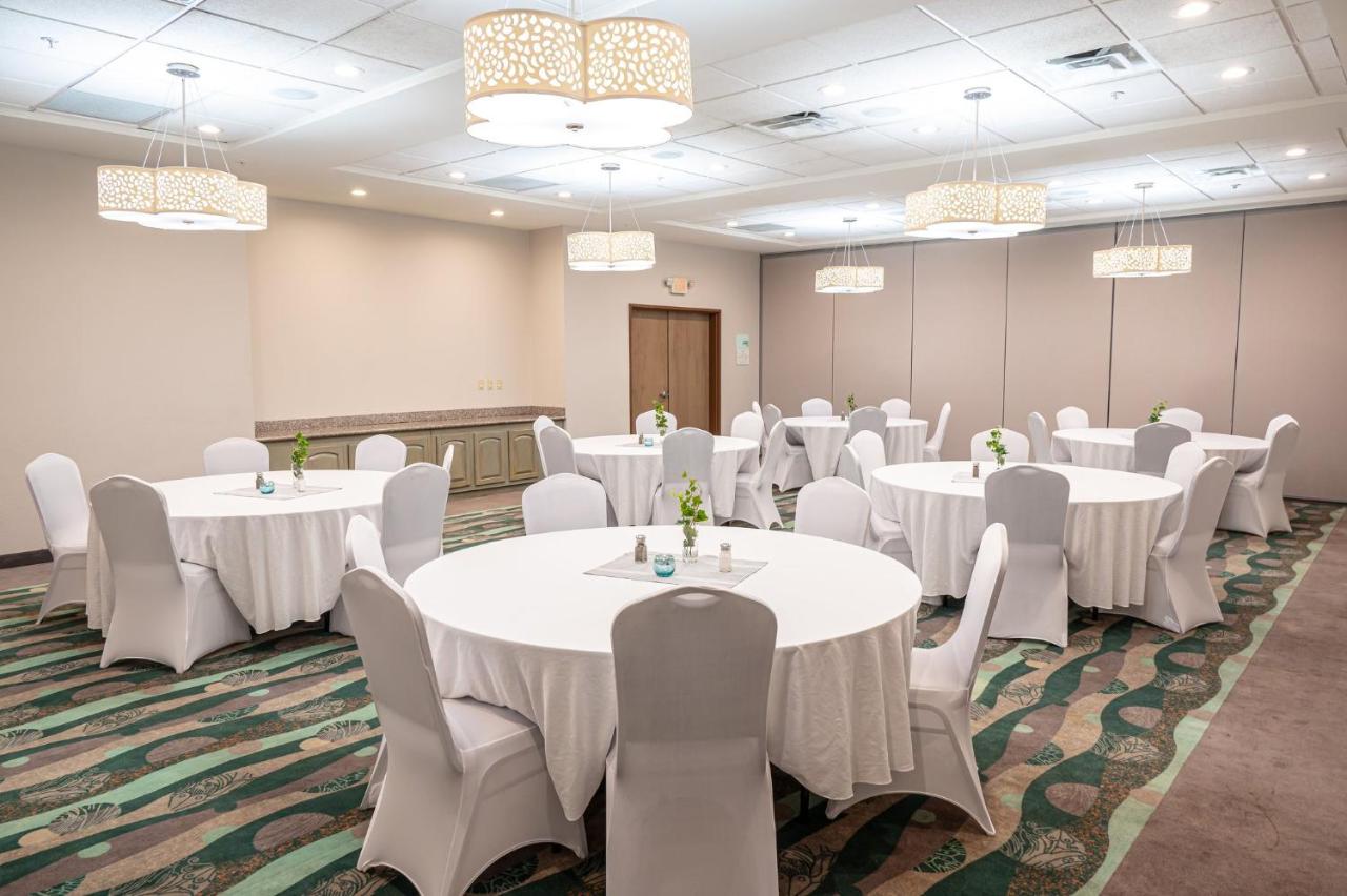 | Holiday Inn Guin, an IHG Hotel
