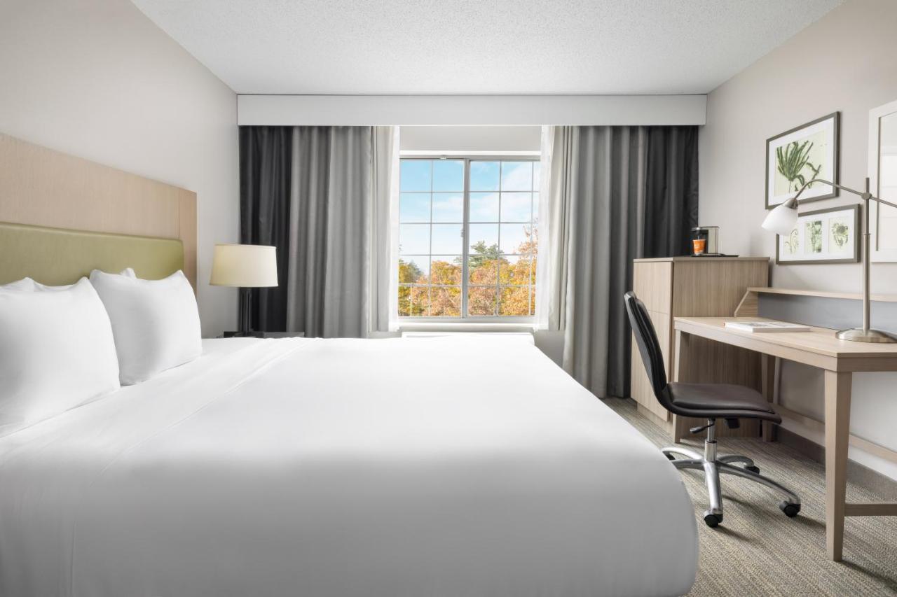 King Room - Non-Smoking at Country Inn & Suites by Radisson, Springfield, OH