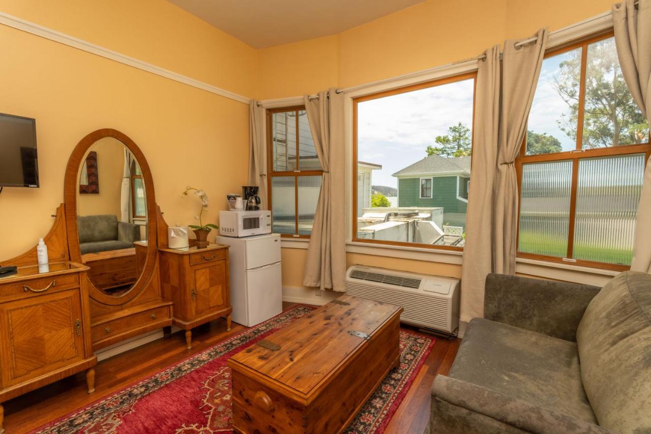Economy Double Room at Union Hotel
