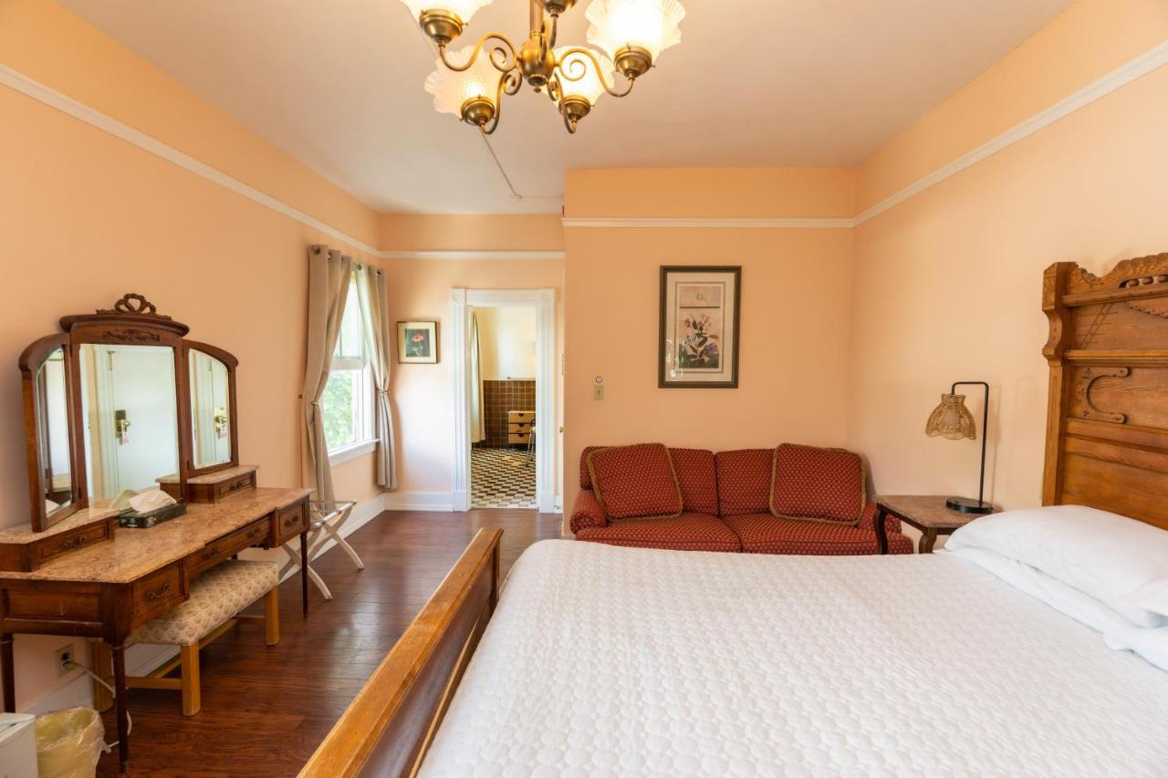 Deluxe Double Room at Union Hotel