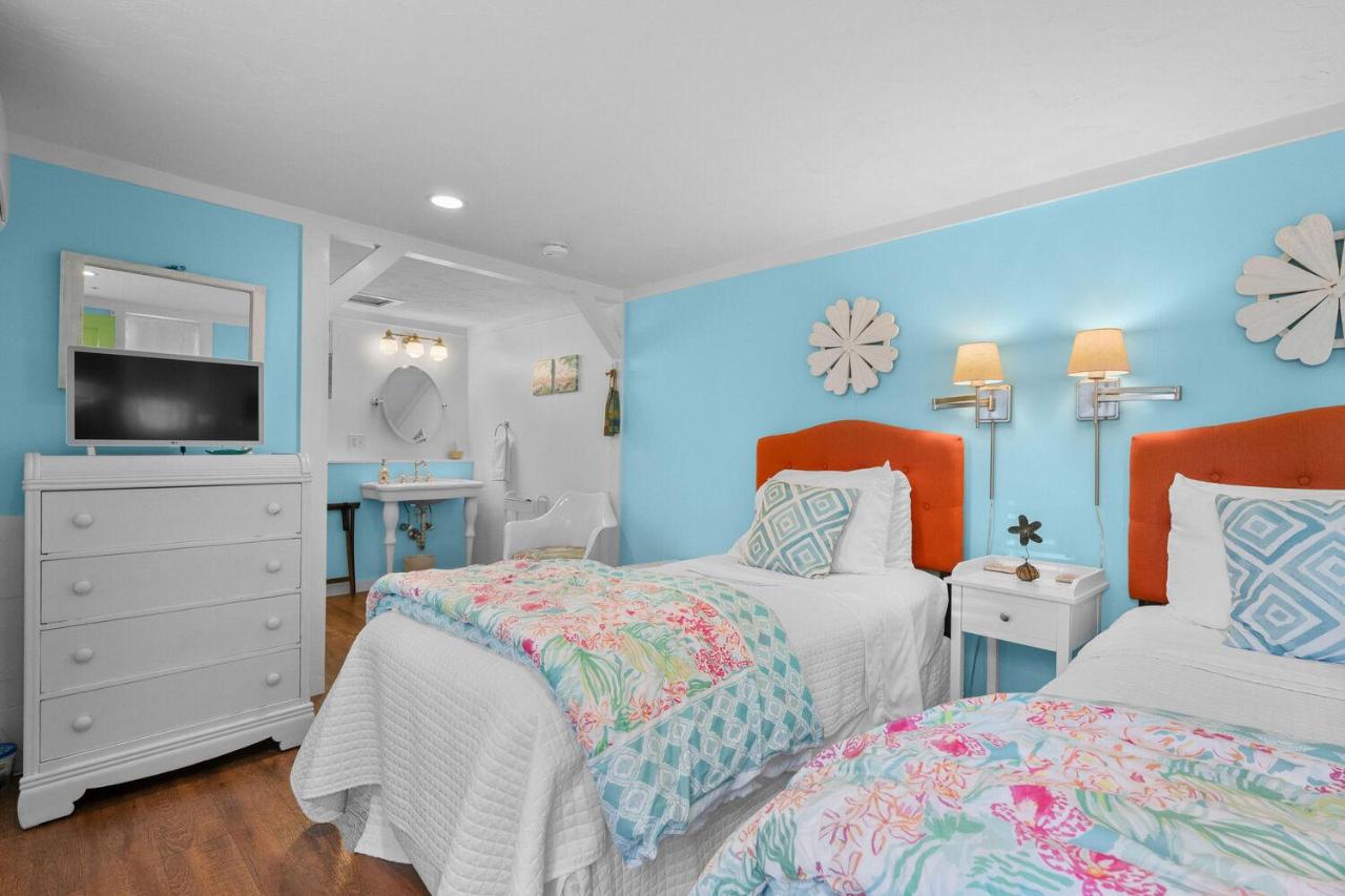  | Long Dell Inn