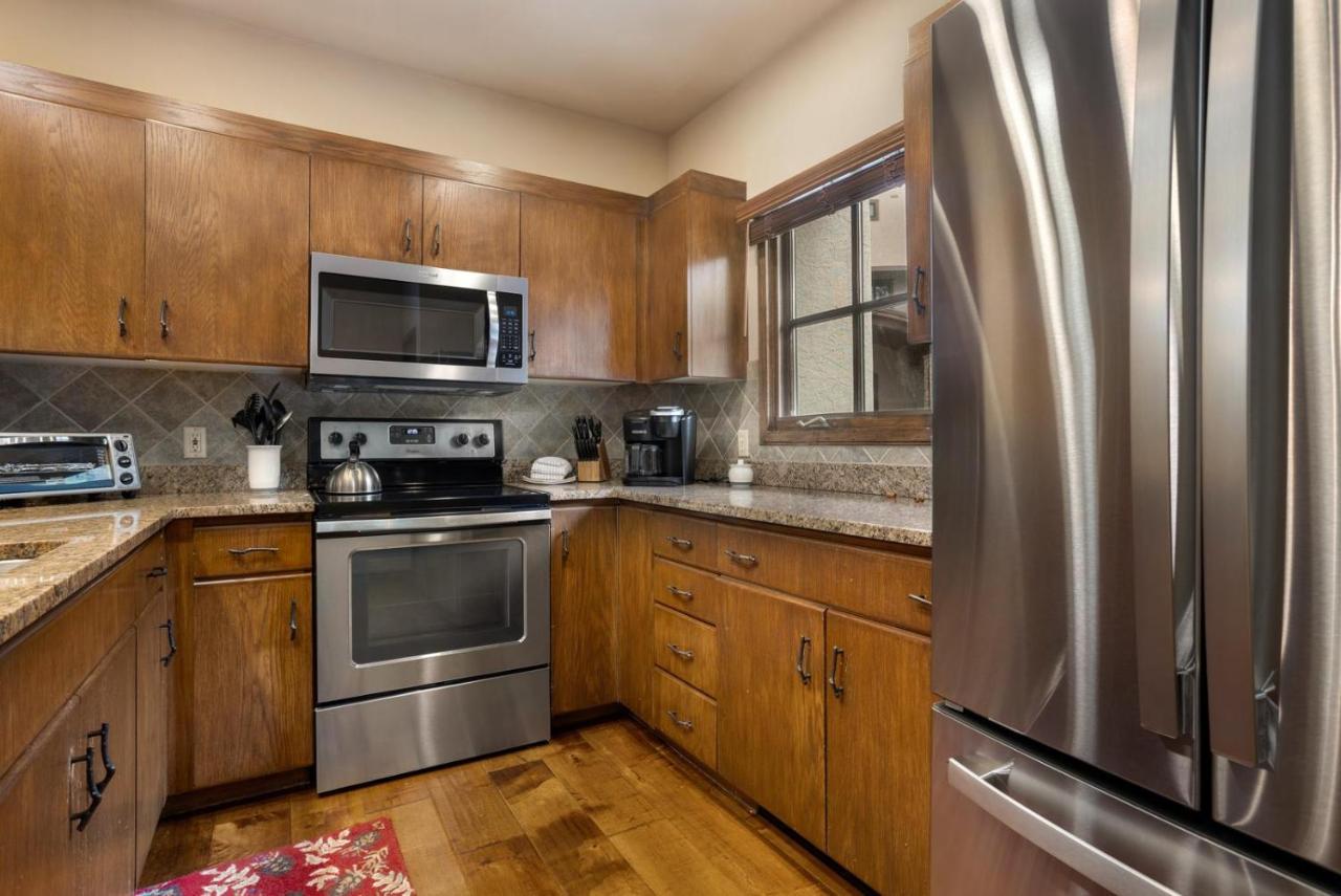 | 22 Highlands Townhomes