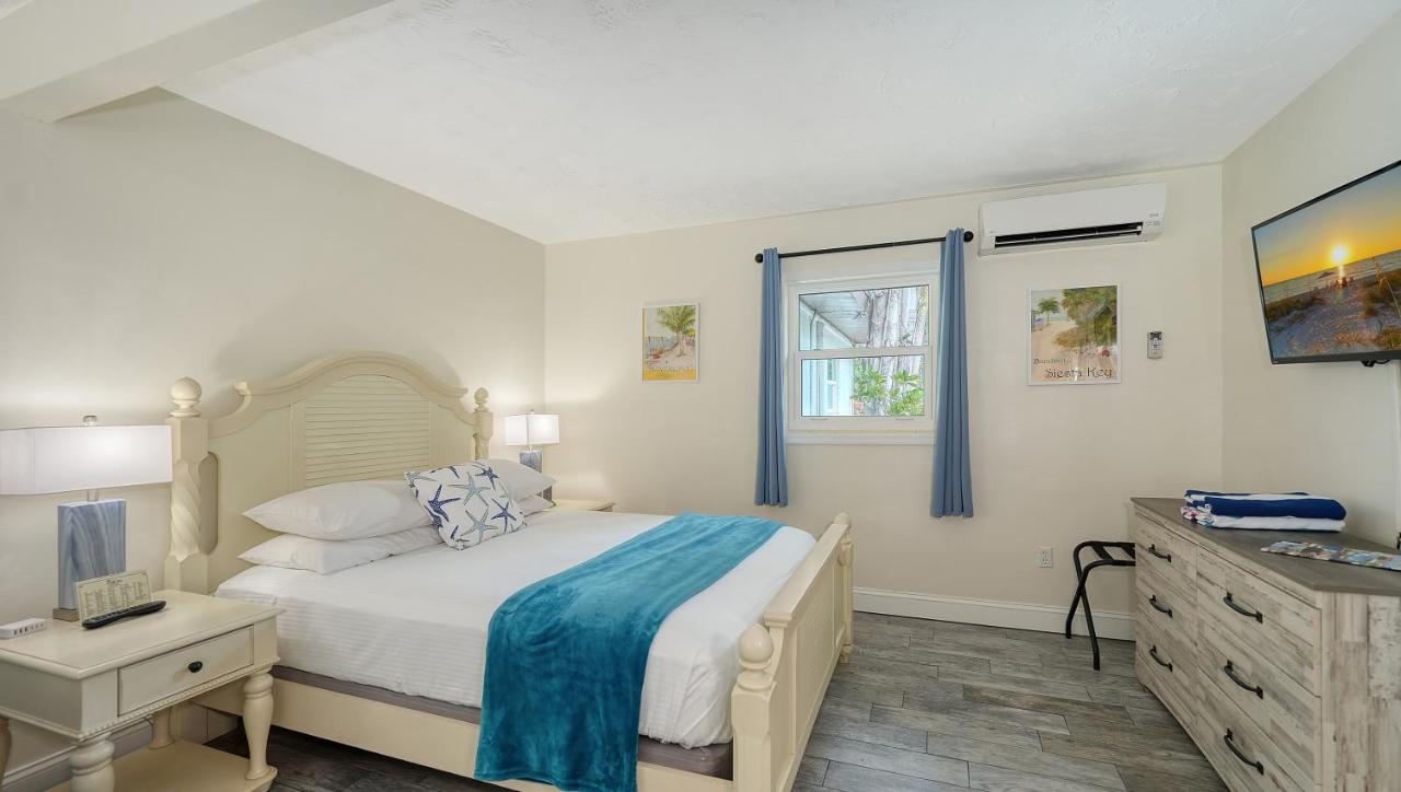 Siesta Courtyard Suites at Siesta Key Palms Resort