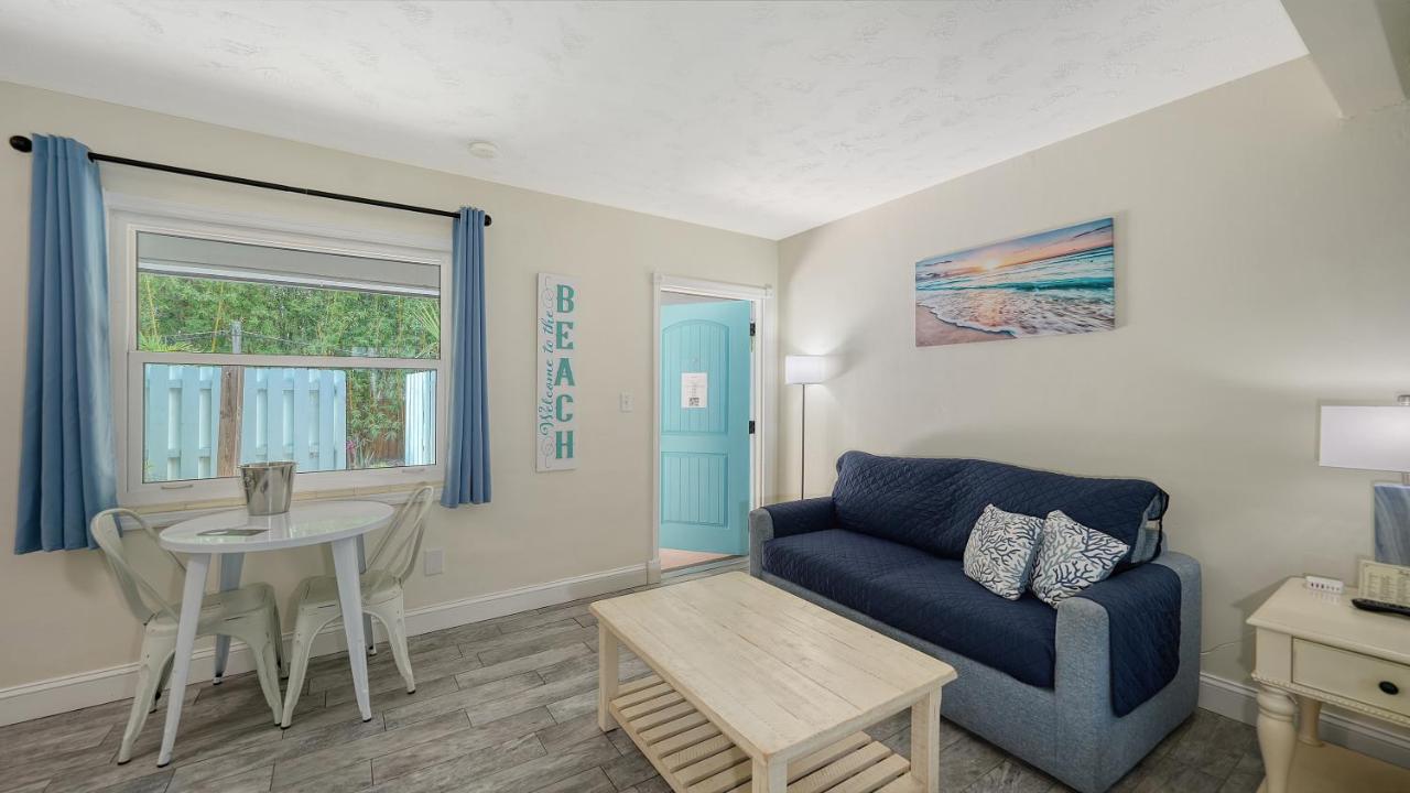Siesta Courtyard Suites at Siesta Key Palms Resort