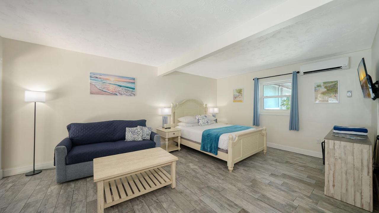 Siesta Courtyard Suites at Siesta Key Palms Resort