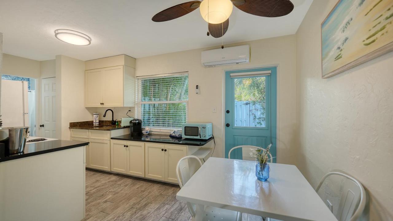 Key Courtyard Suites at Siesta Key Palms Resort