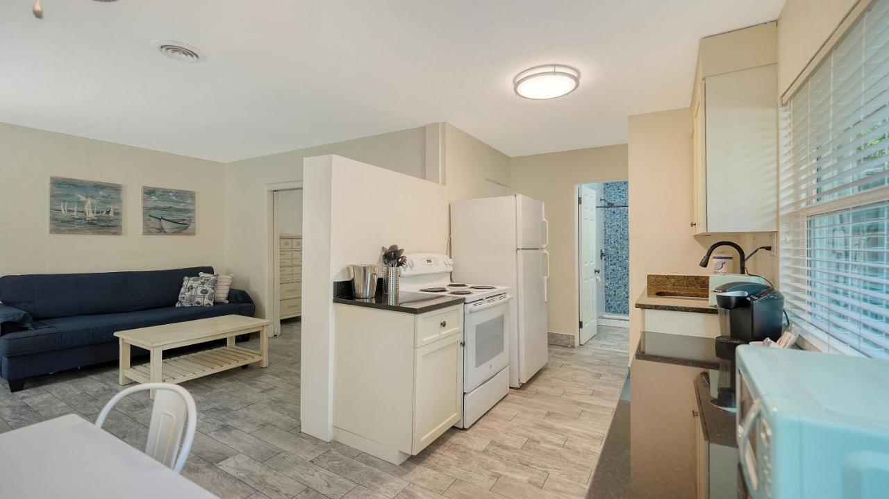 Key Courtyard Suites at Siesta Key Palms Resort