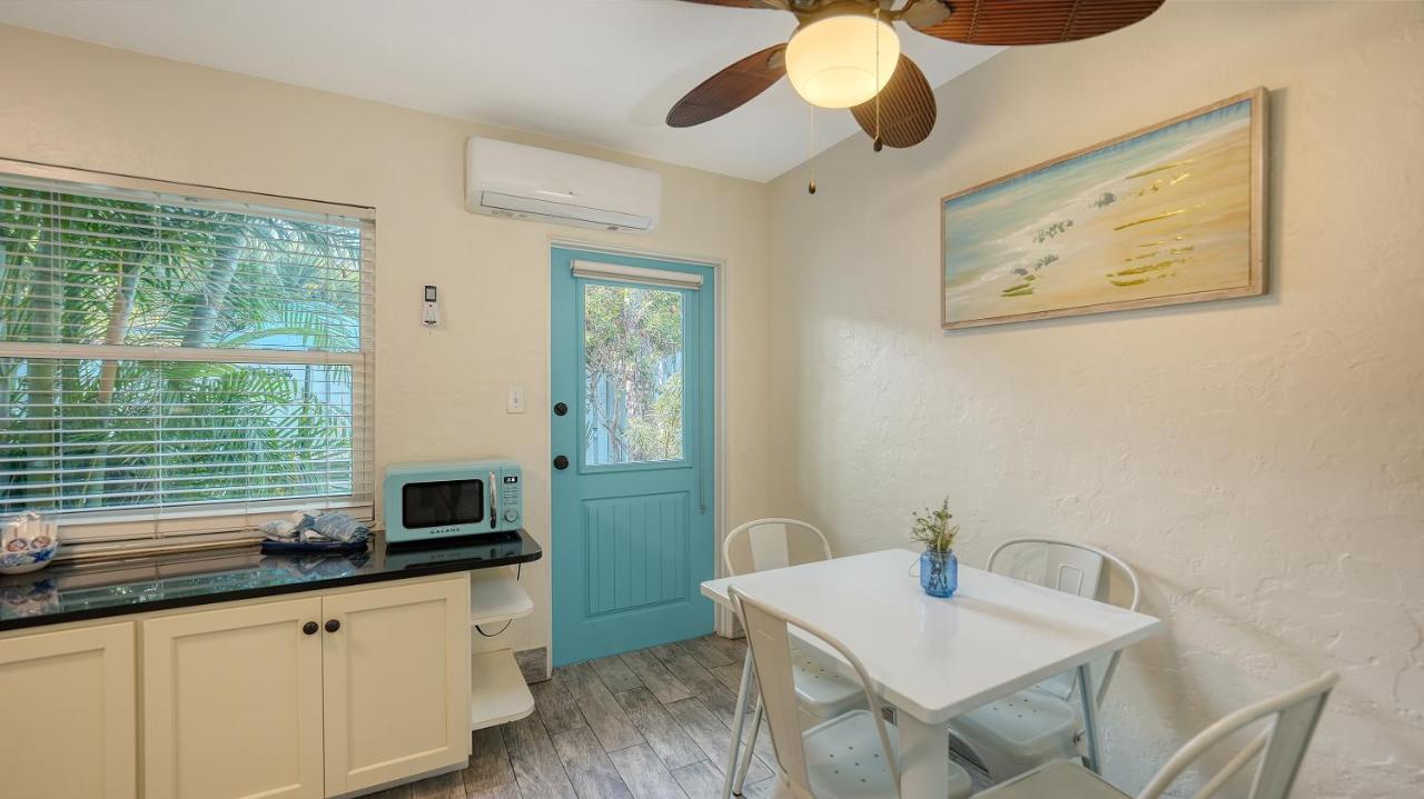 Key Courtyard Suites at Siesta Key Palms Resort