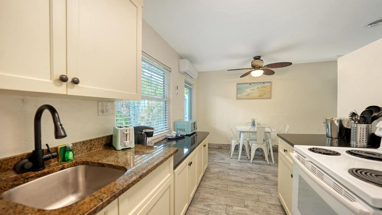 Key Courtyard Suites at Siesta Key Palms Resort